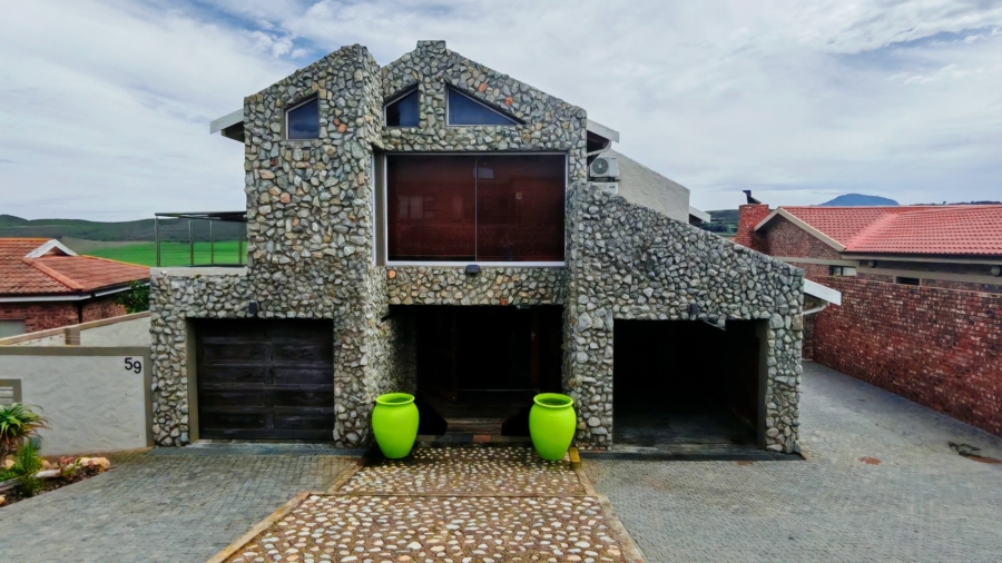 3 Bedroom Property for Sale in Reebok Western Cape